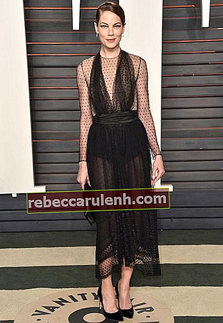 Мишель Монаган на вечеринке Vanity Fair Oscar 2016 в Беверли-Хиллз