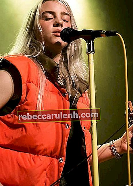 Billie Eilish tritt im August 2017 live bei The Hi Hat auf