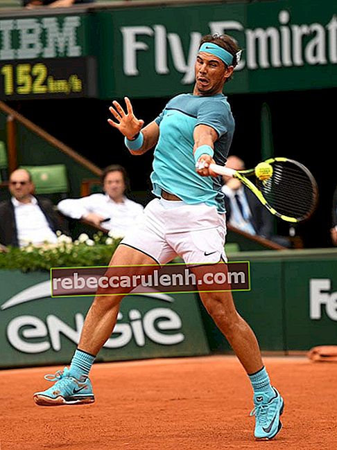 Rafael Nadal in Aktion während der French Open 2016 bei Roland Garros am 26. Mai 2016 in Paris, Frankreich