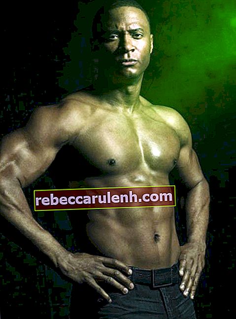 Дэвид Рэмси без рубашки в рекламной фотосессии для сериала Arrow TV