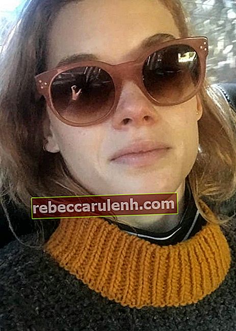 Jane Levy in einem Selfie im April 2018
