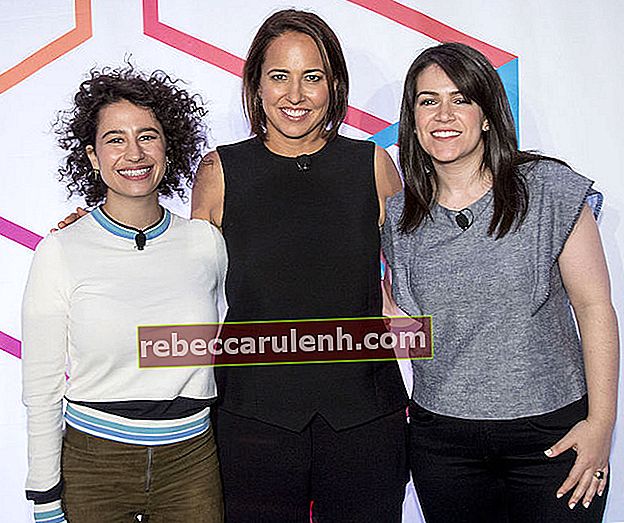 La rédactrice en chef de Marie Claire, Anne Fulenwider (au centre), a interviewé Abbi Jacobson et Ilana Glazer (à gauche) lors de la semaine de l'Internet à New York en mai 2015
