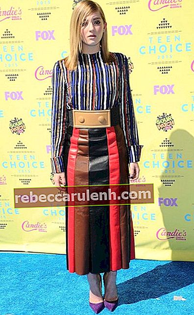 Уиллоу Шилдс на церемонии вручения награды Teen Choice Awards 2015