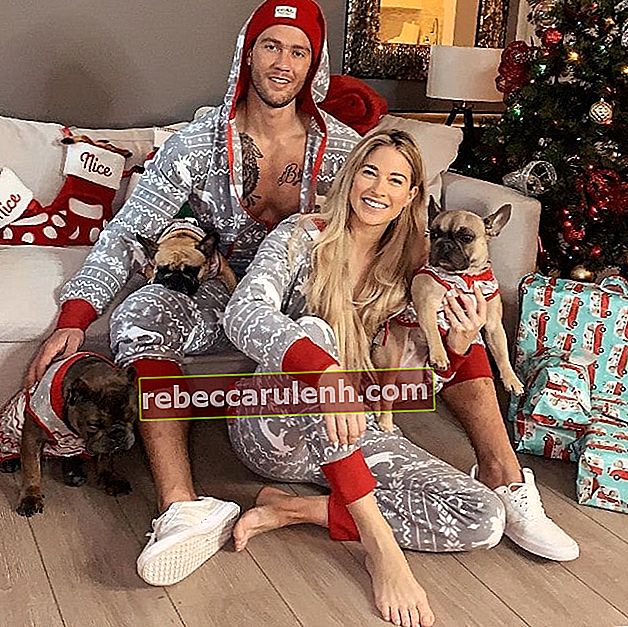 Kelly Kelly avec son petit ami en décembre 2019