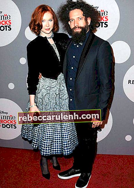 Molly Quinn et Elan Gale à l'exposition d'art et de mode Minnie Mouse Rocks the Dots en janvier 2016