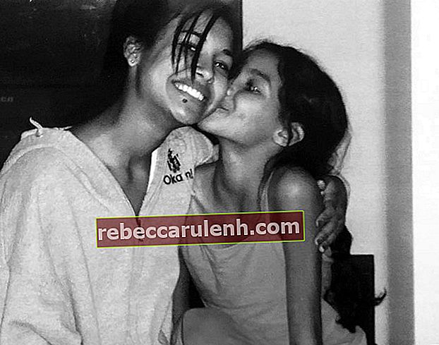Nickayla Rivera (rechts) mit ihrer verstorbenen Schwester auf einem Bild aus ihrer Kindheit