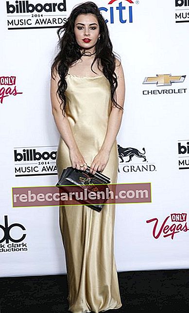 Charli XCX lors des Billboard Music Awards 2014.