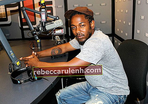 Kendrick Lamar en studio d'enregistrement.
