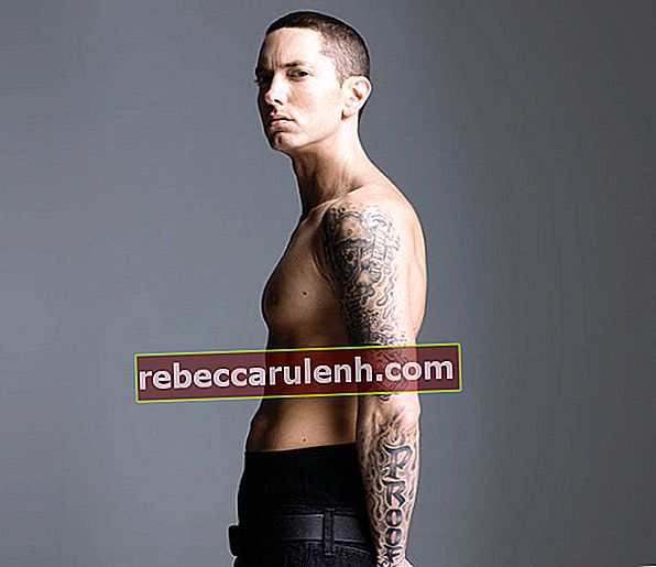 Eminem ohne Hemd