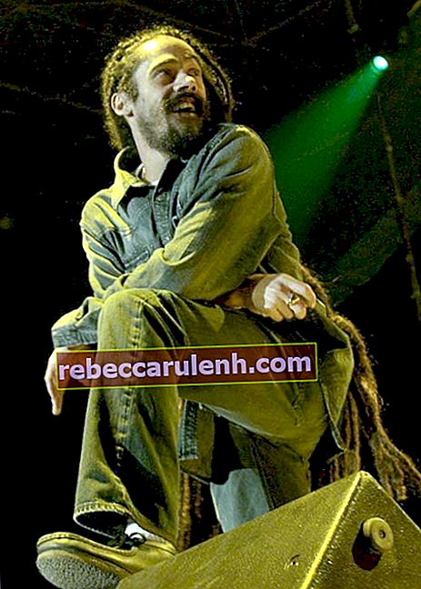Дамян Марли, който свири в Мексико през 2011 г.