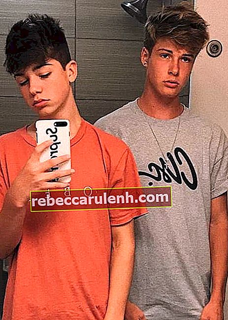 Joey Birlem (à gauche) et Blake Gray dans un selfie en août 2017