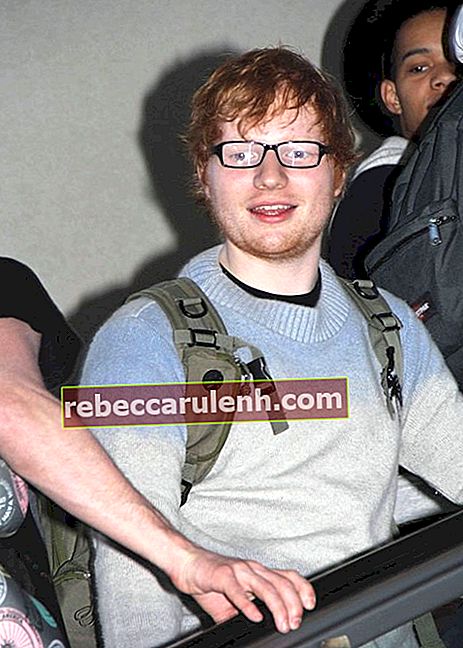Ed Sheeran in Brille