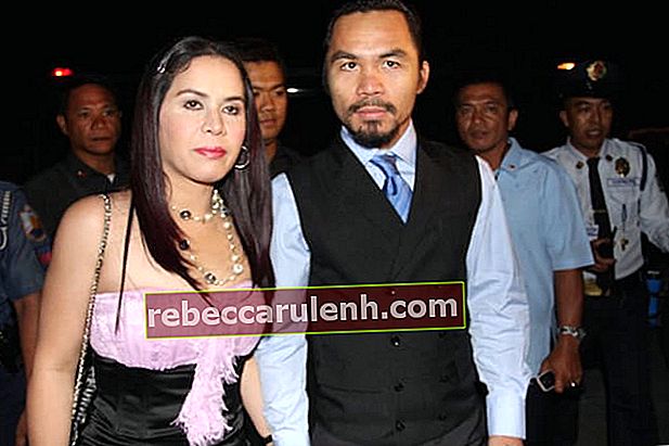 Der Weltmeister im Weltergewicht, Manny Pacquiao, und seine Frau Jinkee Pacquiao wurden am 15. Mai 2010 in der KCC Mall in General Santos, Philippinen, gesichtet