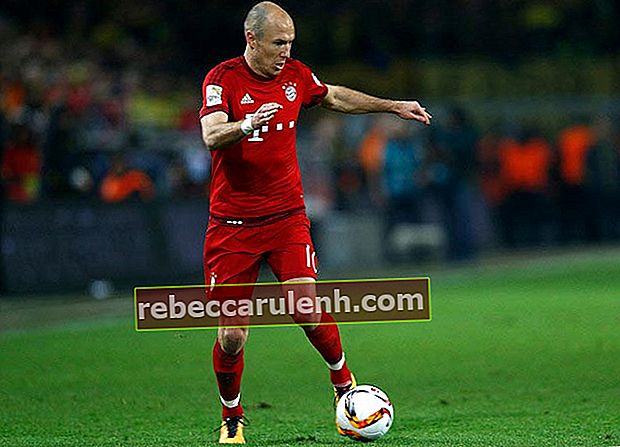Arjen Robben в действие срещу Борусия Дортмунд в Signal Iduna Park на 5 март 2016 г. в Дортмунд, Германия