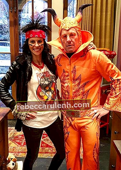 Lance Armstrong et sa petite amie en costumes amusants pour la fête d'Halloween en novembre 2019