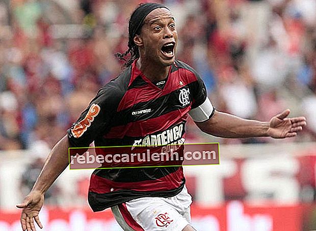 Ronaldinho à la fin de la Guanabara Cup 2011