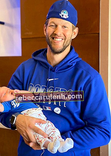 Clayton Kershaw ze swoim trzecim dzieckiem, widoczne w marcu 2020 r