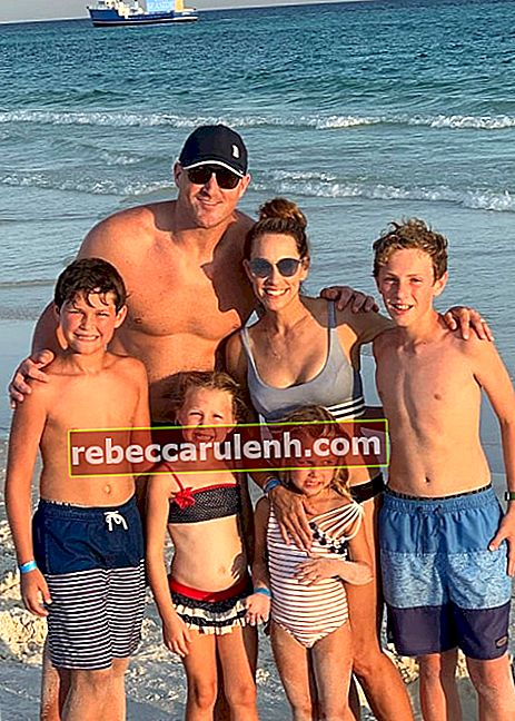Jason Witten et Michelle Benson Morley, avec leurs enfants comme vu en juillet 2019