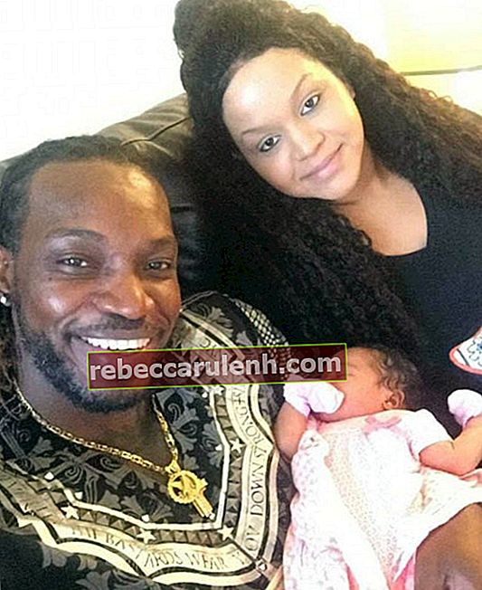 Chris Gayle e Natasha Berridge con la figlia neonata Blush in un post su Instagram nel 2016