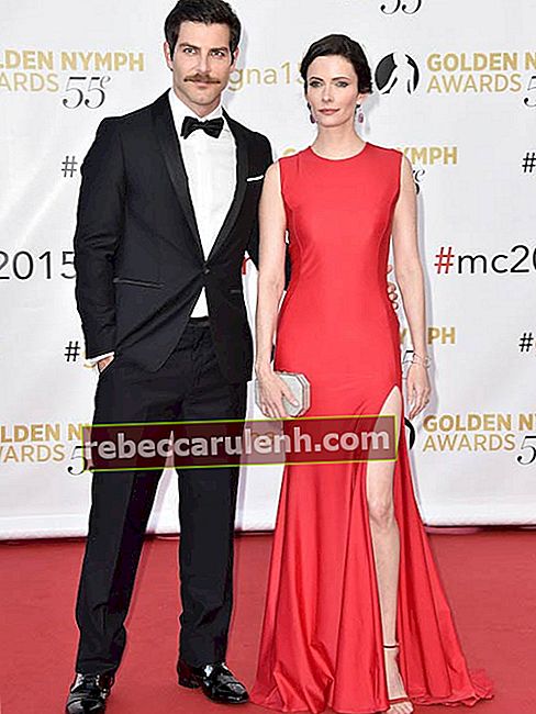 Дейвид Джунтоли с годеница Елизабет Тулок на церемонията по закриването на 55-ия телевизионен фестивал в Монте Карло в Монако през юни 2015 г.