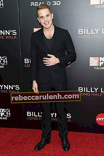 Бен Плат на дългата разходка на Били Лин по време на 54-ия филмов фестивал в Ню Йорк през октомври 2016 г.