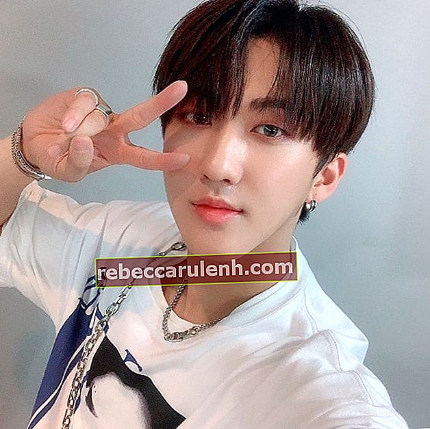 Changbin vu en prenant un selfie en juin 2019