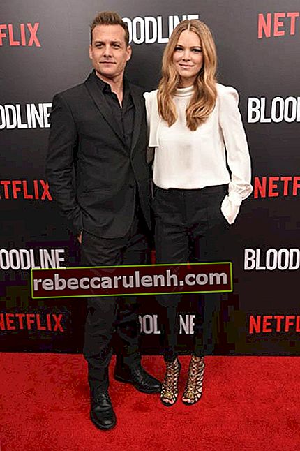 Габриел Махт и Джасинда Барет на премиерата на Bloodline през март 2015 г.