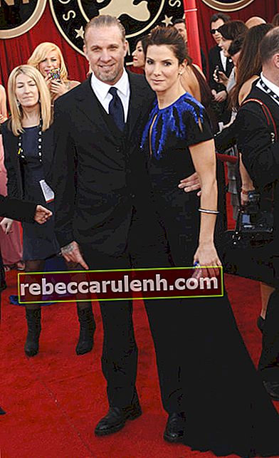 Сандра Бълок и бившият й съпруг Джеси Джеймс.