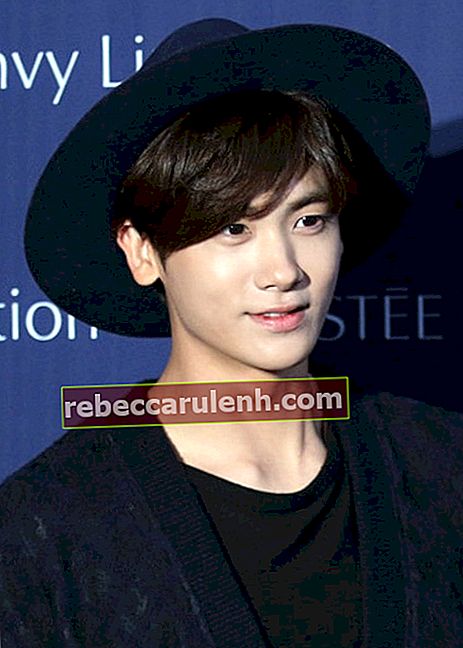 Park Hyung-sik vu en septembre 2015