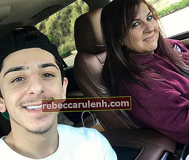 FaZe Rug en selfie avec sa mère en mai 2017