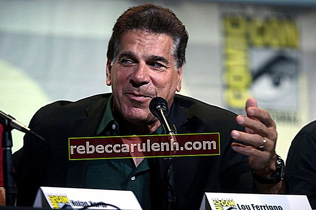 Лу Фериньо, изказващ се през 2016 г. в Сан Диего Comic Con International