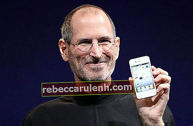 Стив Джобс разкри iPhone 4 на Световната конференция за разработчици през 2010 г.