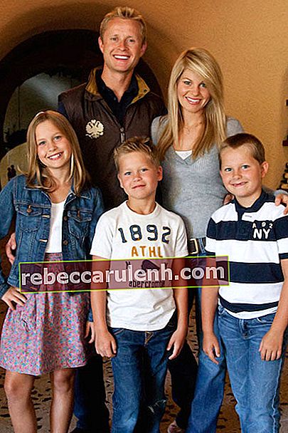 Candace Cameron Bure und Valeri Bure mit Familie