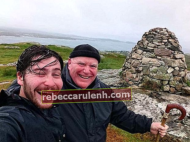 Daniel Portman na selfie z ojcem na wyspie Isle of Iona w Szkocji w październiku 2016 r