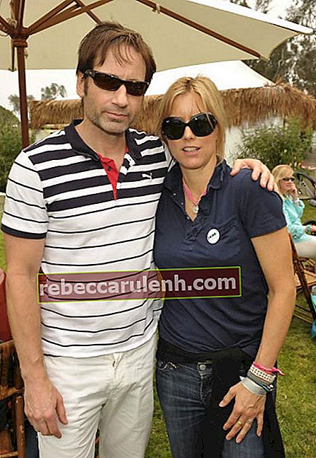Дейвид Духовни и Теа Леони на пикник на знаменитост „Време за герои“ през юни 2010 г.
