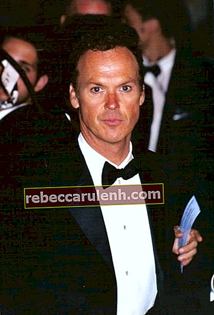 Michael Keaton bei den Filmfestspielen von Cannes im Jahr 2002