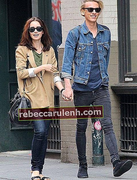 Jamie Campbell Bower et Lily Collins