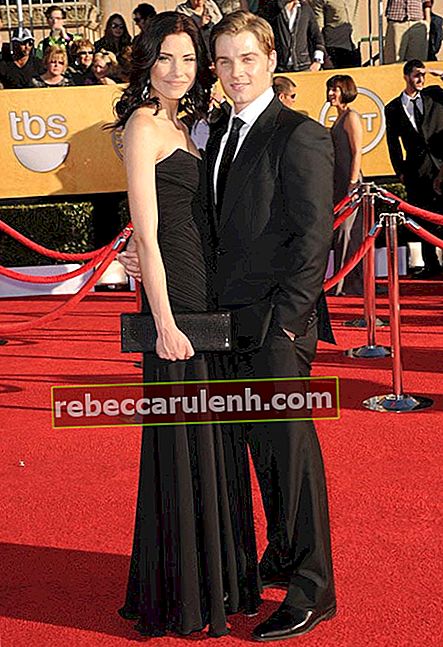 Майк Фогел и съпругата му Кортни Фогел на наградите на Гилдията на екранните актьори 2012 г.
