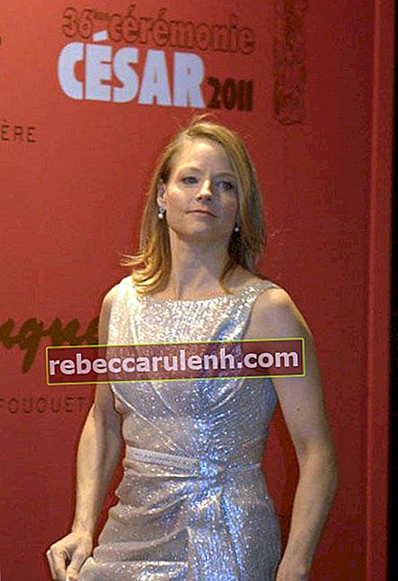 Jodie Foster à la cérémonie des César 2011 à Paris