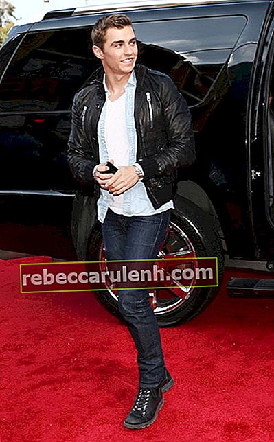 Дейв Франко пристига на MTV Movie Awards 2014.