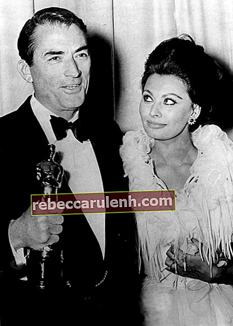 Gregory Peck avec Sophia Loren aux Oscars en 1963