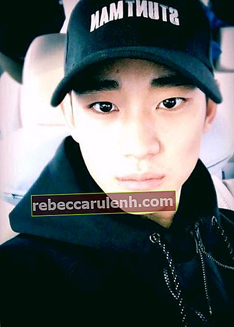 Kim Soo-Hyun in un selfie su Instagram nel marzo 2016
