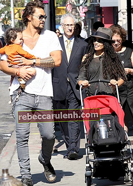 Jason Momoa mit Lisa Bonet und Familie