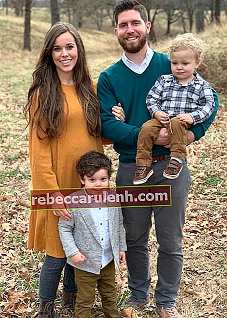 Джеса Сеуалд със семейството си, както е видяно през януари 2019 г.