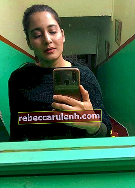 Aditi Rathore vista in un selfie scattato a gennaio 2020