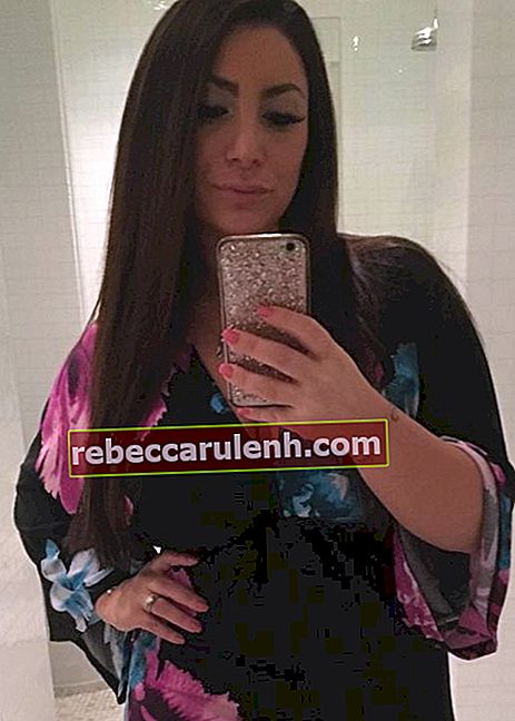 Deena Nicole Cortese in un selfie visto nell'aprile 2018
