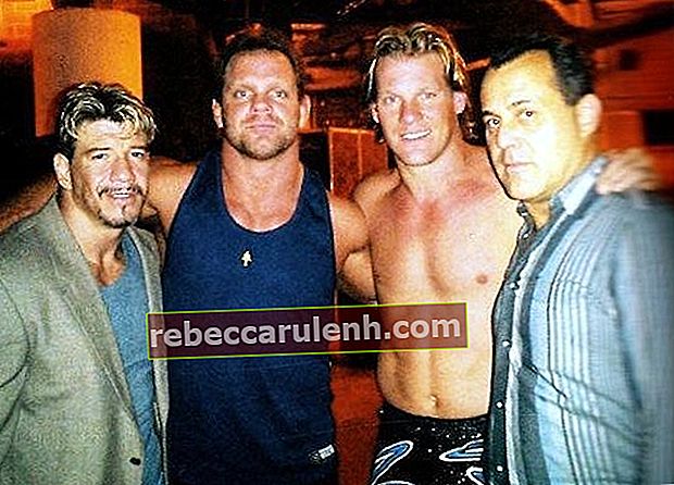 [Von links] Eddie Guerrero, Chris Benoit, Chris Jericho und Dean Malenko